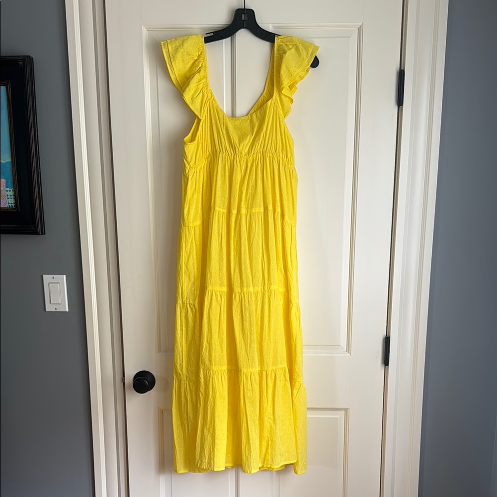 Yellow Ruffled Sleeveless Dress - Picture 5 of 8